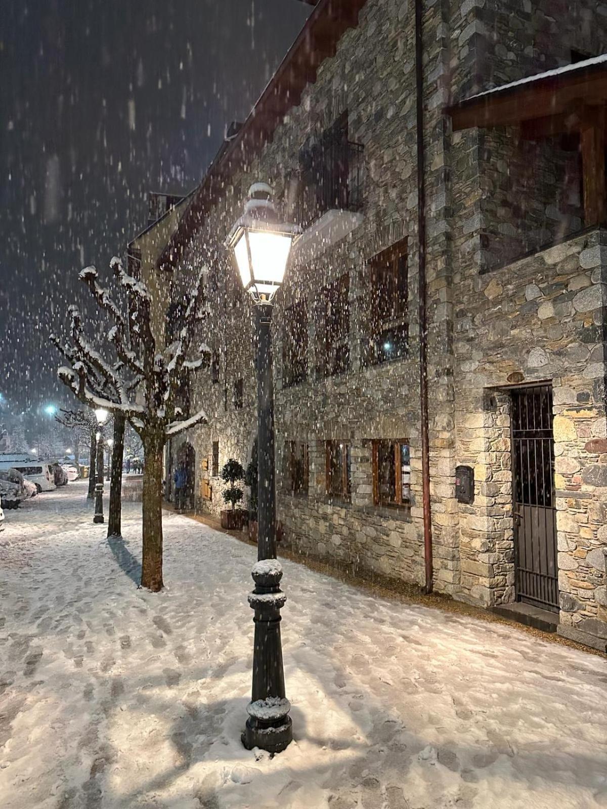 Apartamentos Nogueret Benasque Exteriör bild
